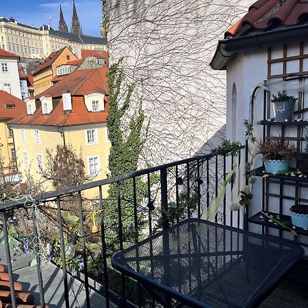 Apartman Mala Strana Apartment Praga Exterior foto