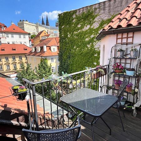 Apartman Mala Strana Apartment Praga Exterior foto