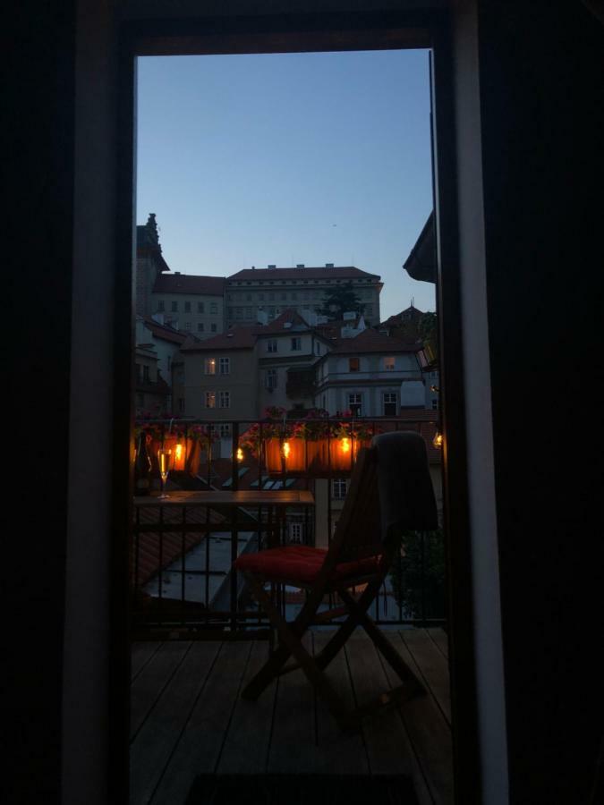 Apartman Mala Strana -Piece And Quiet Praga Exterior foto