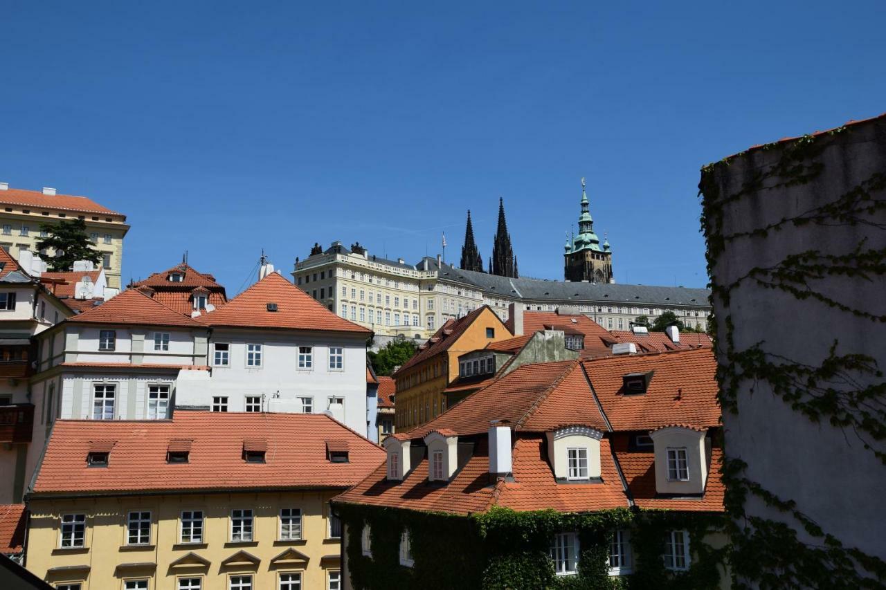 Apartman Mala Strana Apartment Praga Exterior foto