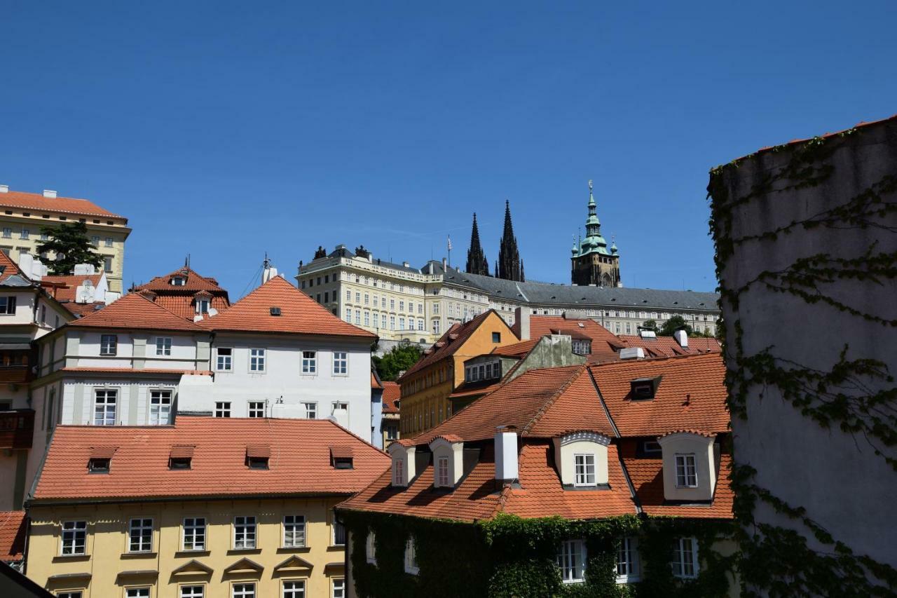 Apartman Mala Strana -Piece And Quiet Praga Exterior foto